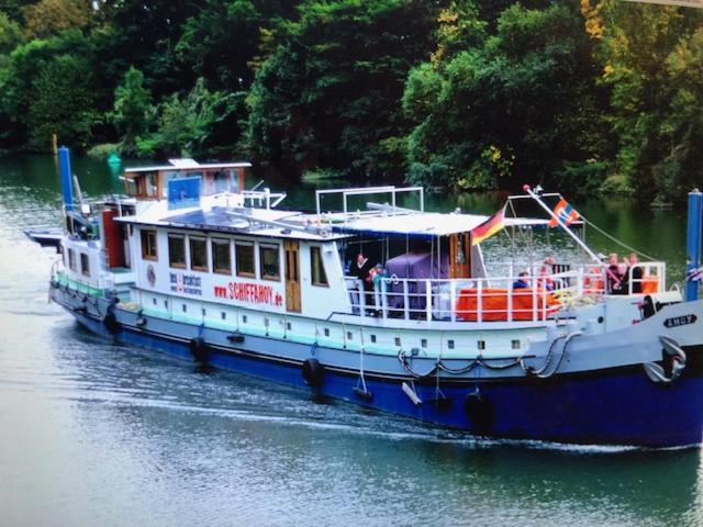Schiff Ahoy, Hotelschiff, Hausboot, Boot, Passagierschiff Штутгарт Экстерьер фото